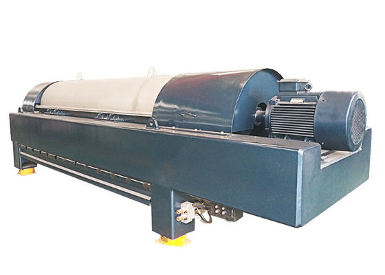 O PLC controla o centrifugador farmacêutico de aço inoxidável do filtro com sistema da caixa de engrenagens